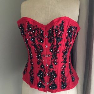 Burlesk Beaded Corset